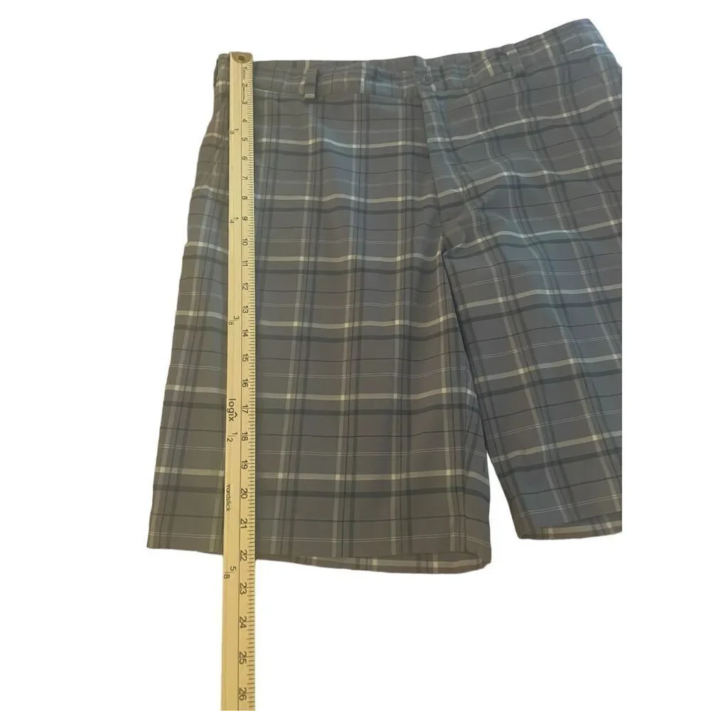 Nike Golf Performance Plaid Gray Shorts Size 36 Fishing  Beach pool party